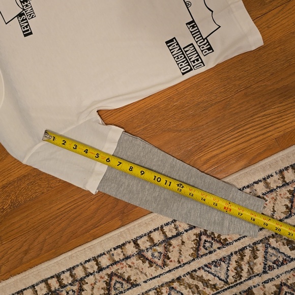 LEVIS SIGNATURE BOYS WHITE & GRAY LONG SLEEVE LAYERED LOOK T-SHIRT SIZE MEDIUM - Picture 13 of 14